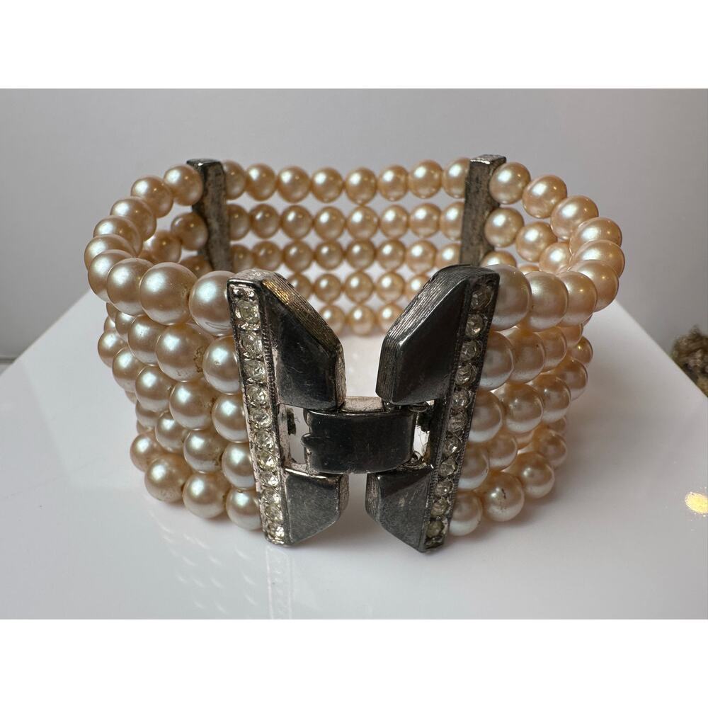 Vintage Carolee Five Strand Silvertone Pearl Bracelet with Rhinestone Accents 7"